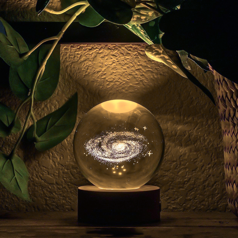 Crystal Space Ball Lamp