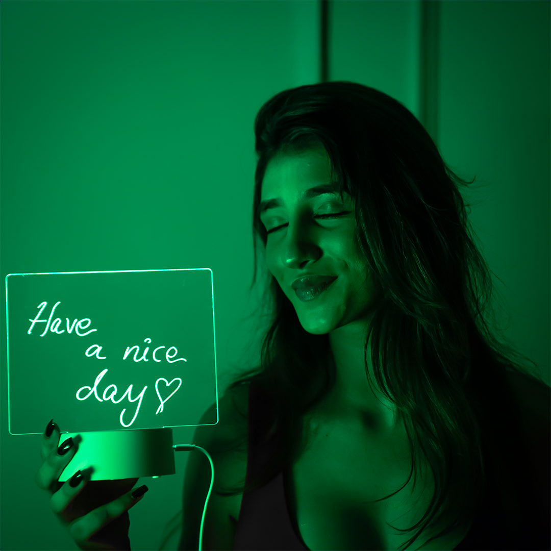 Luminance LED Noteboard