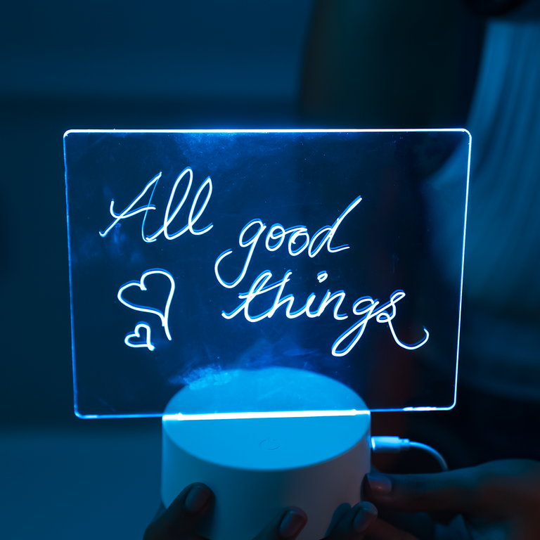 Luminance LED Noteboard